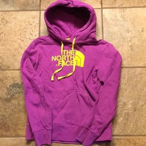 North Face hoodie EUC size Small